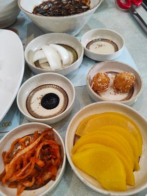  at Hwang-Geumlyong 황금룡 in Seoul