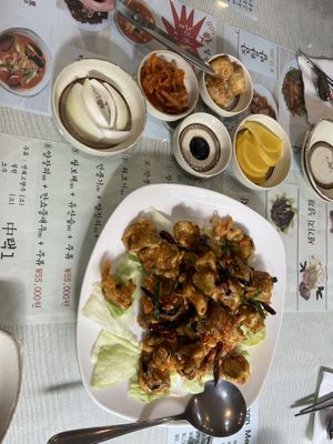   at Hwang-Geumlyong 황금룡 in Seoul