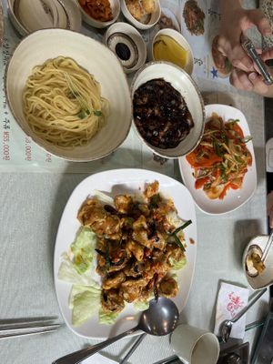   at Hwang-Geumlyong 황금룡 in Seoul