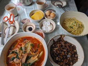  at Hwang-Geumlyong 황금룡 in Seoul