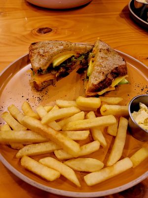 BLT at Bosque Urbano in San Jose