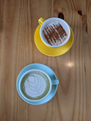 Matcha & chai latte at Bosque Urbano in San Jose
