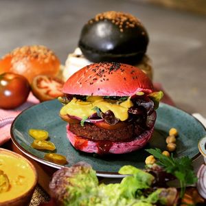 Falafelburger Joe at Kikero Vegan Falafel World in Berlin