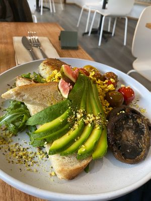 Brekky! at Cultivate & Co in Eumundi