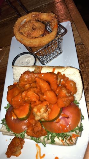 Buffalo chicken sandwich (po-boy) at Craft 850 in Panama City Beach