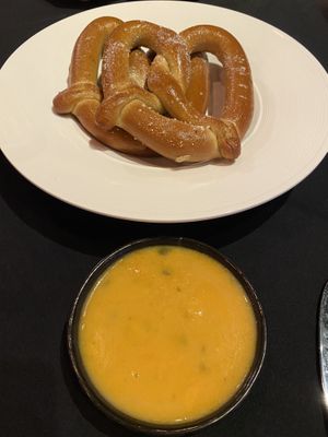 Bavarian pretzel with vegan cheese sauce at Craft 850 in Panama City Beach