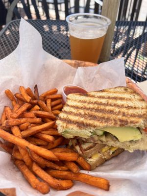 Veggie pressed sandie, sweet potato fries and IPA!  at Cafe Metropole in Santa Catalina Island