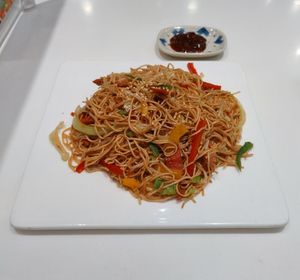 Stir-fried Shredded Beef Fillet with Yam Noodles 七彩牛柳絲炒山藥麵 at Veggie Souffle 蔬芙 in Hong Kong Island