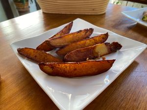 Potato wedges at Nang Sabai Cafe Artisan Bakery in Koh Samui