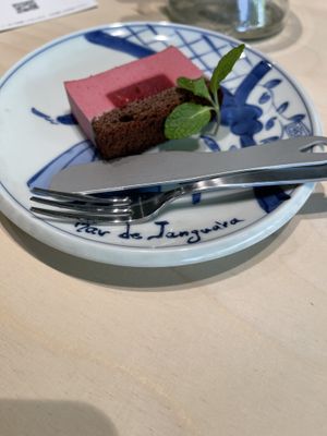 Raspberry cake at Vegan Bistro Jangara in Tokyo