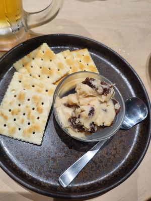 Raisin butter-cream with crackers (must try!!) at Vegan Bistro Jangara in Tokyo