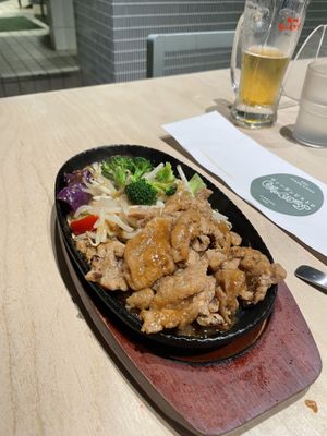 Juju sizzling plate   at Vegan Bistro Jangara in Tokyo