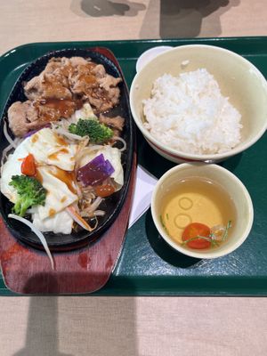   at Vegan Bistro Jangara in Tokyo