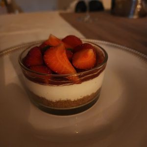 Course 5: Fruit-covered cheesecake. at Lucato Home Restaurant in Montorso Vicentino