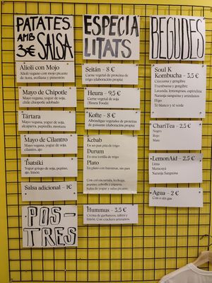 New options at Good Shit, Vegan Kebabs in Barcelona