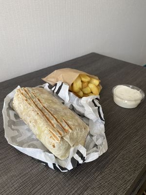 Kebap con Seitan y patatas   at Good Shit, Vegan Kebabs in Barcelona