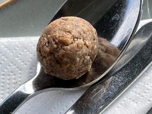 cinnamon ball at Südlicht Cafe in Cologne