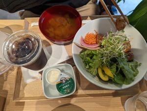 Soy chicken bowl at Tenzo in Tokyo