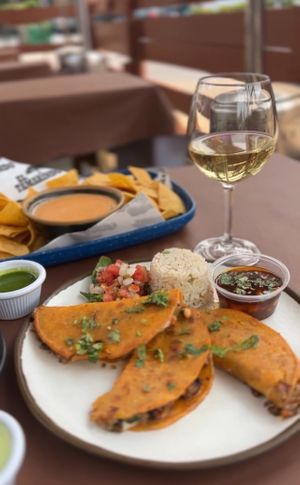 Jackfruit Birria Tacos, Vegan Queso pairs perfectly with Organic, Vegan Chardonnay at El Tamarindo in Washington