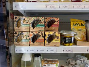 Vegan cheese at Linverd Market in Barcelona