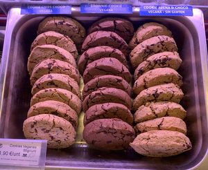 Vegan cookies at Linverd Market in Barcelona