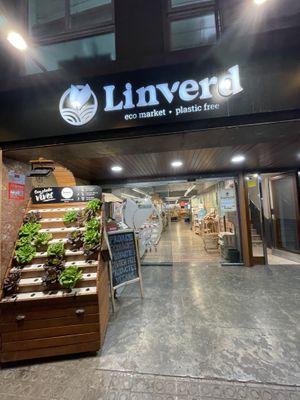 Entrance  at Linverd Market in Barcelona