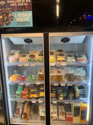 Vegan and Organic sausages and cheeses at Linverd Market in Barcelona