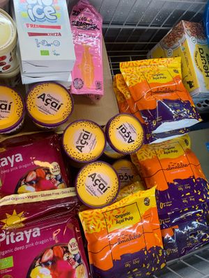 Açai & Pitaya at Linverd Market in Barcelona