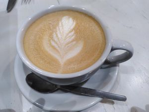 Decaf oat latte (December 2022) at Kofi&Co in Wetherby