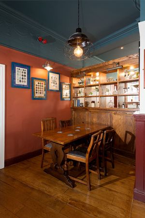 Snug Table Aug 2018 at The Royal Blenheim in Oxford