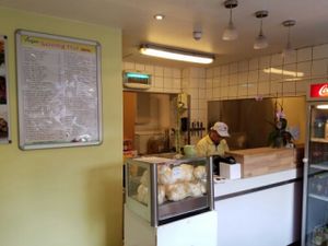 inside at Loving Hut - Fredenborgsveien in Oslo