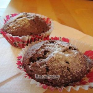 Muffins at Loving Hut - Fredenborgsveien in Oslo