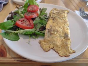 Omelette stuffed with fried vegetables at Tierra & Luna in Villahermosa