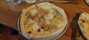 Pizza Patatine at Nolita in Wellington