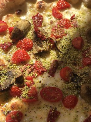 Mia toppings  at Marcus Pizze Amore in Paris