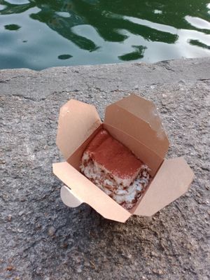 TIRAMISU SPECCULOS végane at Marcus Pizze Amore in Paris