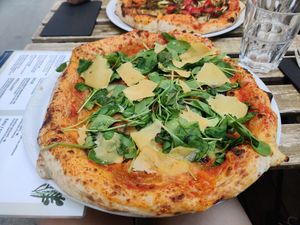 Star at Marcus Pizze Amore in Paris