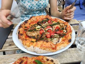 Manzana at Marcus Pizze Amore in Paris