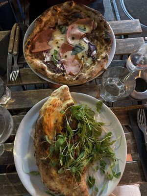 Calzone & Vegan Pizza of the day  at Marcus Pizze Amore in Paris