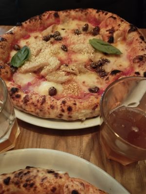 Pizza du jour at Marcus Pizze Amore in Paris