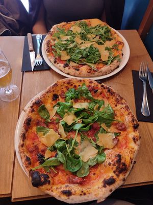  at Marcus Pizze Amore in Paris