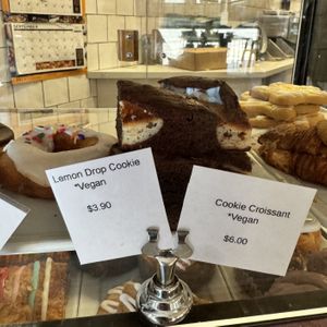   at Cat & Craft Cafe in Vista