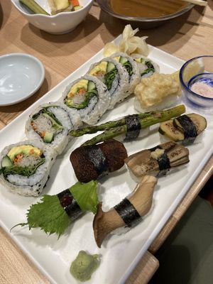 Vege Sushi Plate at Izakaya Shiono in Kailua Kona