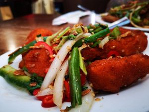 Salt and chilli ch*ckn wings (6) - starter portion at Chung Ying in Birmingham