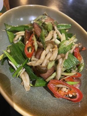 Garlic sausage   at Chao 炒炒蔬食熱炒 in Taipei