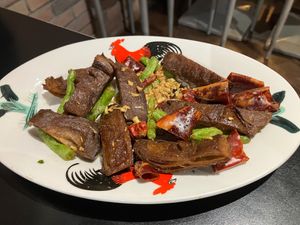 String beans and pork intestine at Chao 炒炒蔬食熱炒 in Taipei