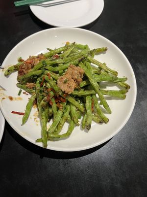 Garlic Green Beans with “Pork"  at Chao 炒炒蔬食熱炒 in Taipei