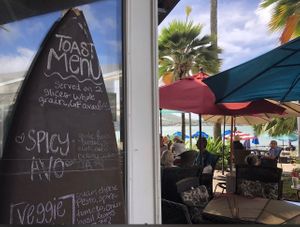 Part of the large patio  at Island Brew Coffeehouse in Honolulu