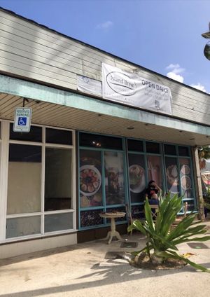 Hidden front/side view from the parking lot at Island Brew Coffeehouse in Honolulu