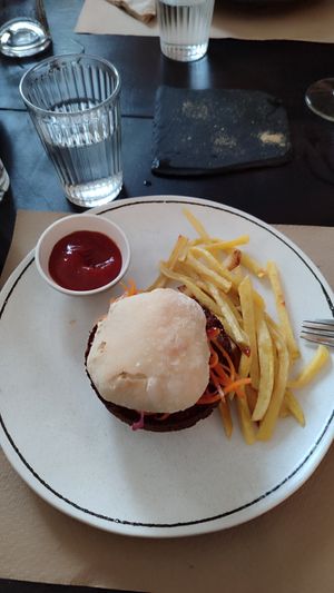 Falafel at Mur Marxinal in Ourense